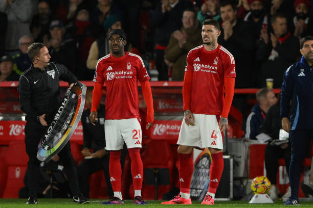 头球破门 头球破门