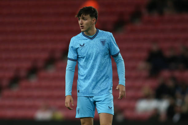 大球隊的首 大球隊的首